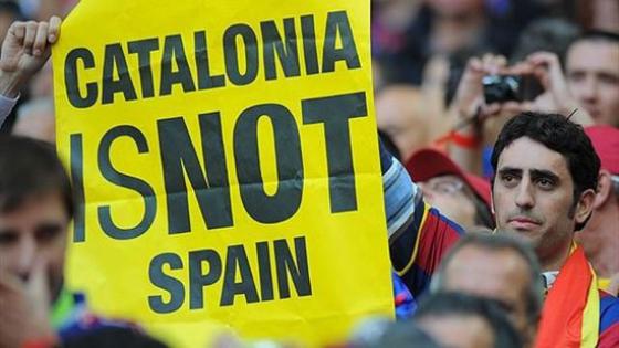الإتحاد الأوروبي يغرم برشلونة 40 ألف يورو بسبب لافتات الجماهير